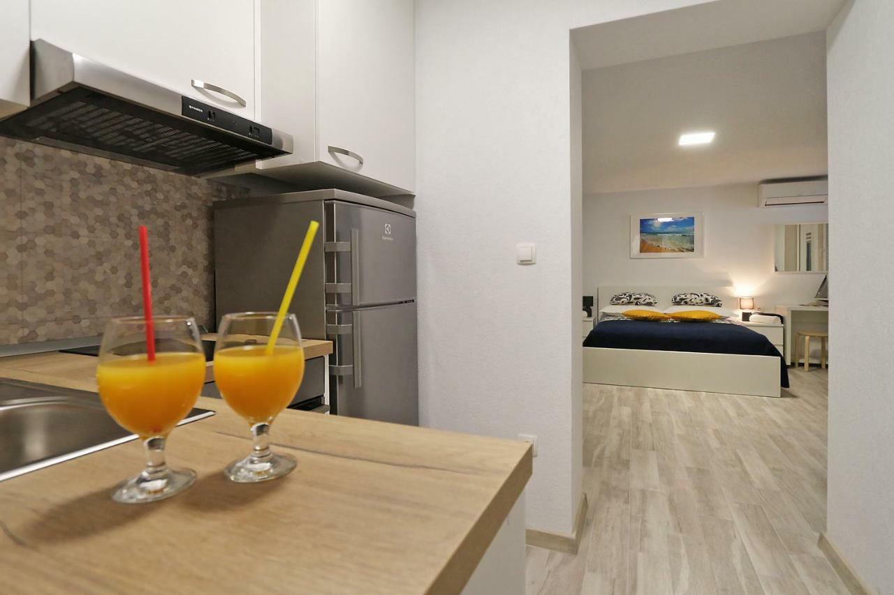 Modern Apartments Iva Макарська Екстер'єр фото