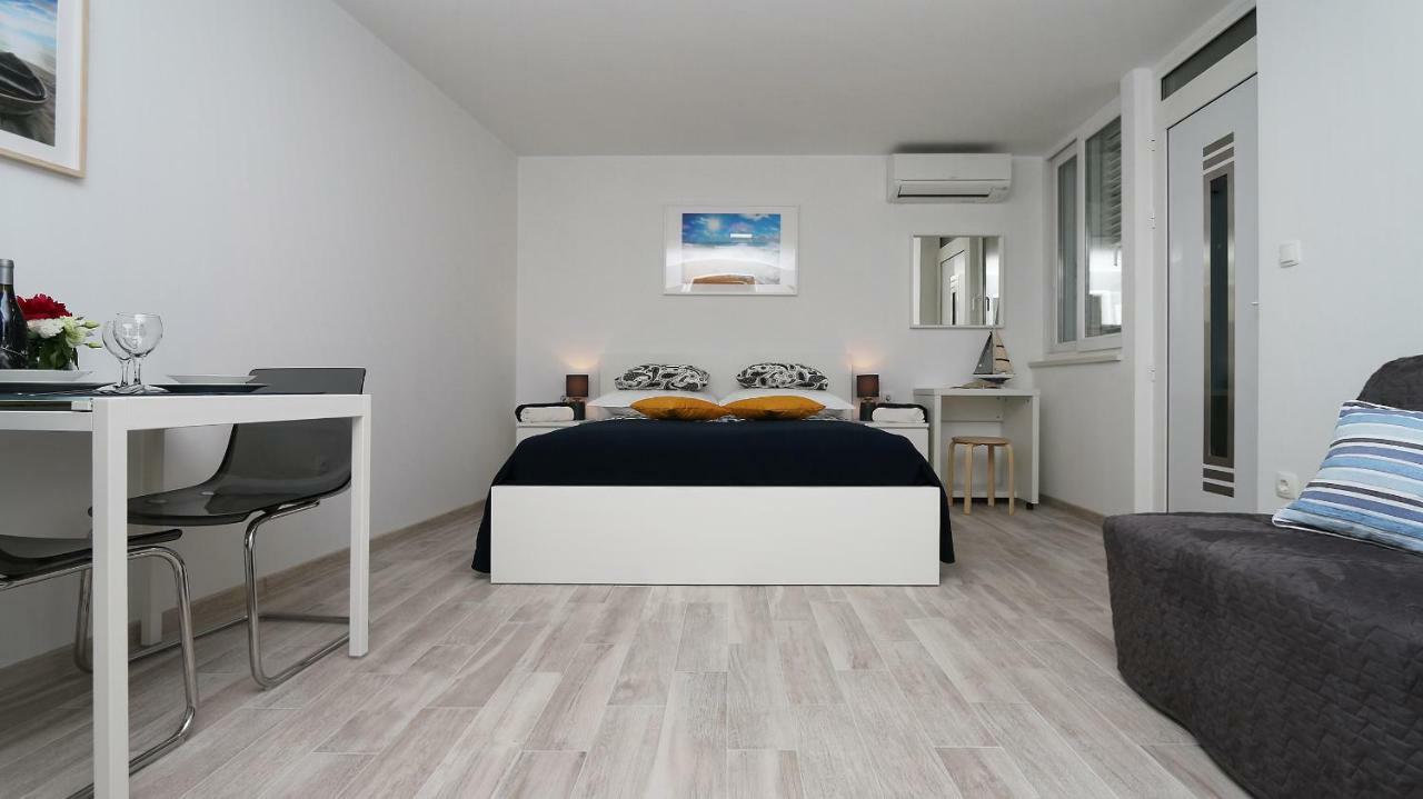 Modern Apartments Iva Макарська Екстер'єр фото